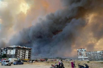 Çanakkale'de iki orman yangını! Havalimanı ulaşıma kapatıldı: Tahliyeler başladı...