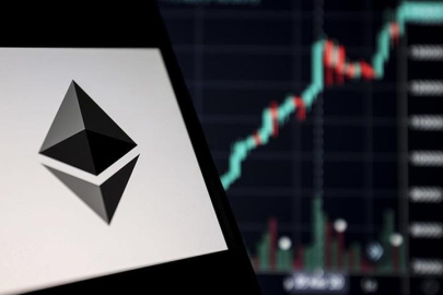 Ethereum dün gece adeta alev aldı! Kritik seviye aşıldı