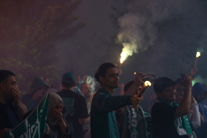 Bursaspor taraftarı akın etti!