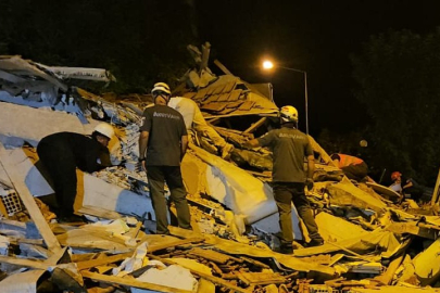 Balıkesir'deki depremde 1 kişi hayatını kaybetti