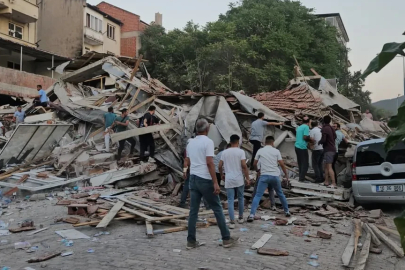 Balıkesir depremi sonrası Prof. Dr. Naci Görür 'Evlerden uzak durun' diyerek uyardı!