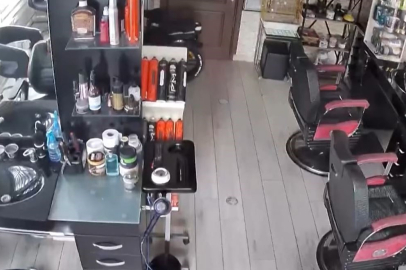 İstanbul’da deprem anı kamerada