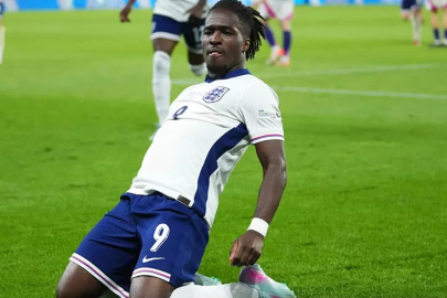 Jonathan Rowe için hocası De Zerbi'den flaş transfer sözleri