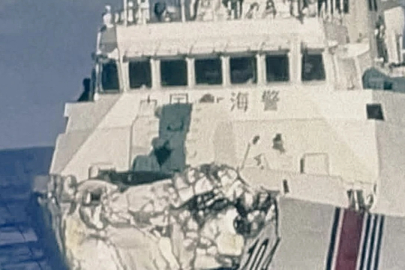 2 Çin gemisi, Güney Çin Denizi’nde çarpıştı