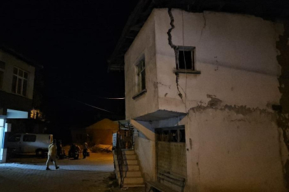 Balıkesir'de şiddetli depreme düğünde yakalandılar! 'Bir kıyamet koptu'