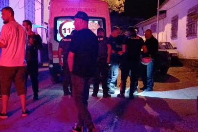 Çorum’da sokak ortasında silahlı saldırıya uğrayan adam bacağından yaralandı