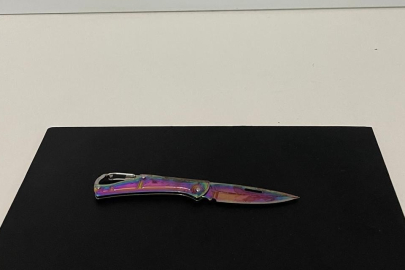 İstanbul Taksim'de sevgilisini kıskanan kadın 3 kişiyi bıçakladı