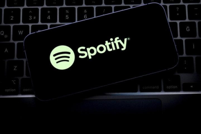 Spotify'dan Türkiye'deki editörlerine soruşturma! Tan Taşçı kendini tutamadı...