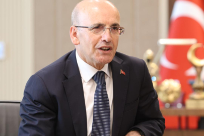 Bakan Şimşek: Ekonomideki olumlu seyir ikinci çeyrekte yıllık büyümenin güçlendiğine işaret ediyor