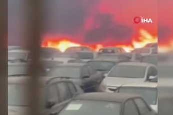 Yunanistan’da gümrük idaresinin otoparkındaki 550 araç yandı