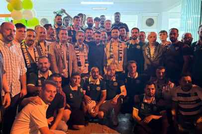 Başkan Enes Çelik Gemlik Bursaspor Taraftarlar Derneği lokalini açtı