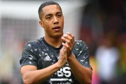 Fenerbahçe Jhon Duran aracılığıyla Tielemans'a ulaştı!