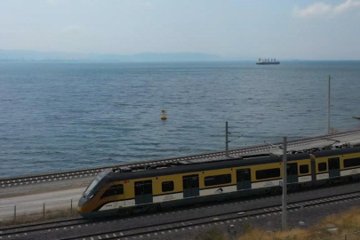 Milli banliyö tren setinin ikincisinin üretimi tamamlandı