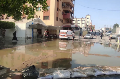 İsrail'in saldırısı kanalizasyonu havaya uçurdu! Nasser Hastanesi sular altında kaldı