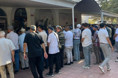 Eskişehir'de arkadaşı tarafından tüfekle vurulan 32 yaşındaki adam son yolculuğuna uğurlandı