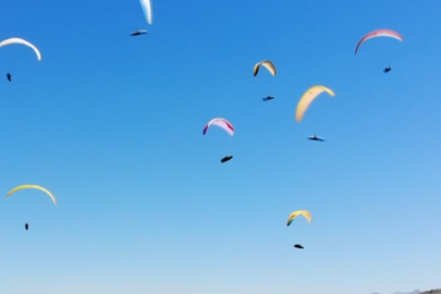 Aksaray'da Hasan Dağı'ndan havalanan paraşüt pilotu düşerek hayatını kaybetti