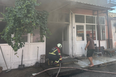 Aydın Nazilli'deki ekmek fırınında çıkan yangın panikletti