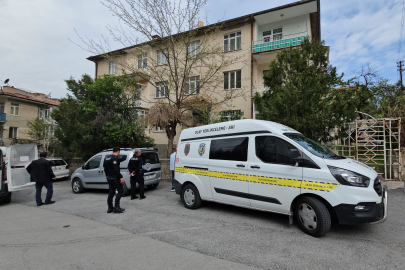 Babasını öldüren sanık hakim karşısına çıktı