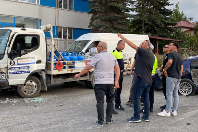 Bolu’da facianın eşiğinden dönüldü: Tüp yüklü kamyon kazaya karıştı