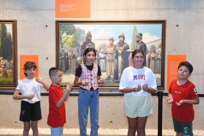 Bursa'da çocuklara tarih ve edebiyatı sevdiren buluşma