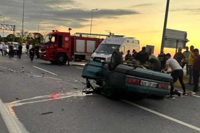 Zonguldak'ta Tofaş otomobil jandarma aracına çarptı: 1 ağır yaralı