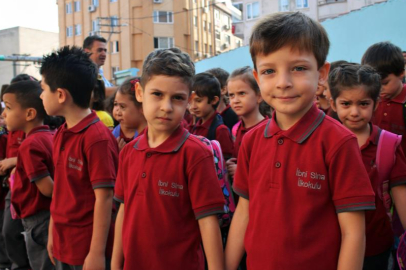 Bursa'da binlerce öğrenci ders başı yapacak!