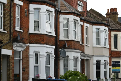 Londra'da konut krizi yükseliyor