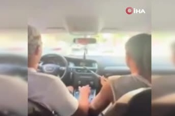 İstanbul’da araç içerisinde tüfekli paylaşım yapan şüpheliler yakalandı