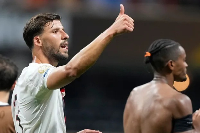 Manchester City'den Ruben Dias'a yeni sözleşme