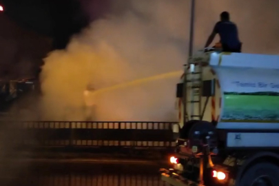 Samsun'da polis yanan kamyonu sulama tankeriyle söndürdü