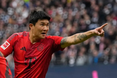 Bayern Münih'in gol olup yağdığı maçta Kim Min-Jae yaptığıyla şoke etti