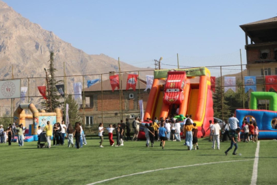 'Bir Anadolu Şenliği' Hakkari’de başladı