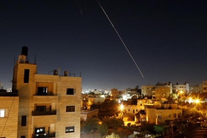 Tel Aviv'de sirenler çaldı! Yemen'den İsrail'e füze saldırısı