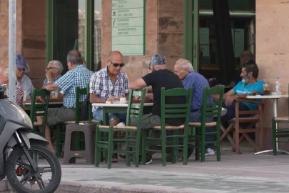 Yunanistan’da doğumlar azalıyor