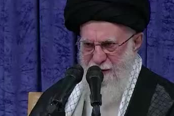 İran Dini Lideri Hamaney'den ABD'ye mesaj