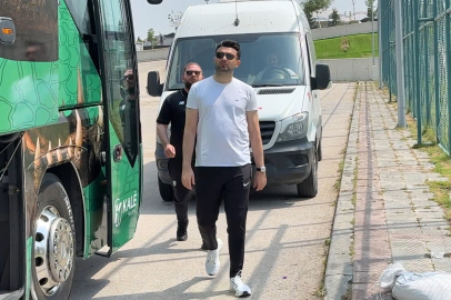 Bursaspor Başkanı Enes Çelik: Olmazsa B planına geçeceğiz