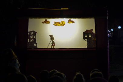 Karagöz Bursalıların gönlüne perde kurdu