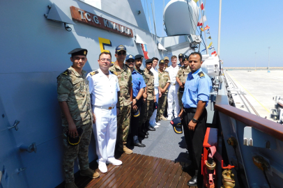 TCG Kınalıada'dan Bingazi'ye liman ziyareti