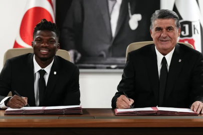 Beşiktaş El Bilal Toure transferini KAP'a bildirdi! Bir detay dikkat çekti