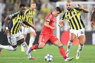 Fenerbahçe, Benfica maçının kamp kadrosunu açıkladı