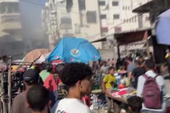 İsrail Gazze Şehri’nde pazar yerini vurdu: 1’i çocuk 4 ölü