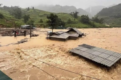 Vietnam’da felaket: Yüz binlerce kişi tahliye edildi!