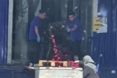 Zincir markette domates fiyaskosu! Sosyal medyada gündem oldu...