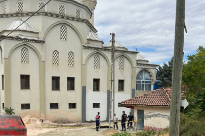 Amasya'da cami kubbesinden düşen şahıs hayatını kaybetti