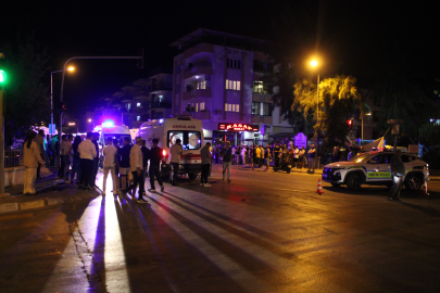 Aydın'da minibüs ile otomobil çarpıştı: 11 yaralı