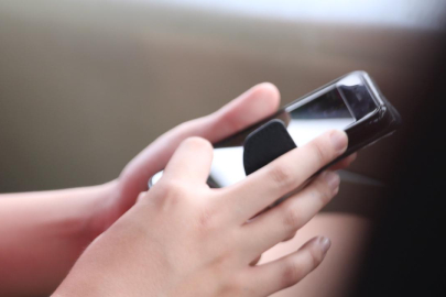 Güney Kore'de okullarda ders saatlerinde cep telefonu kullanımı yasaklandı