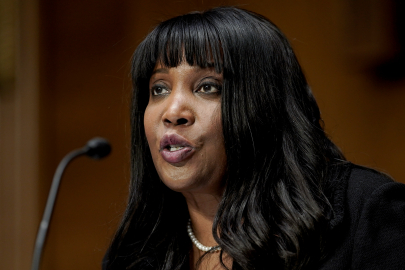 Lisa Cook, Trump’a kendisini görevden aldığı için dava açacak