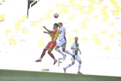 Bursaspor’un rakibine bir şok daha!