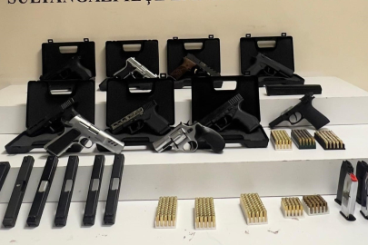 İstanbul Sultangazi’de 14 suç kaydı olan şüpheli kıskıvrak yakalandı