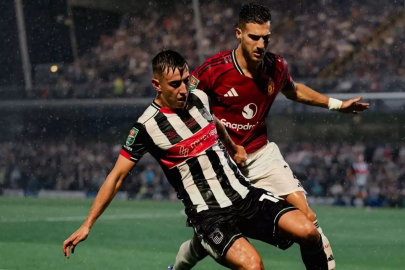 Manchester United'da felaket! 4. Lig takımına elendiler